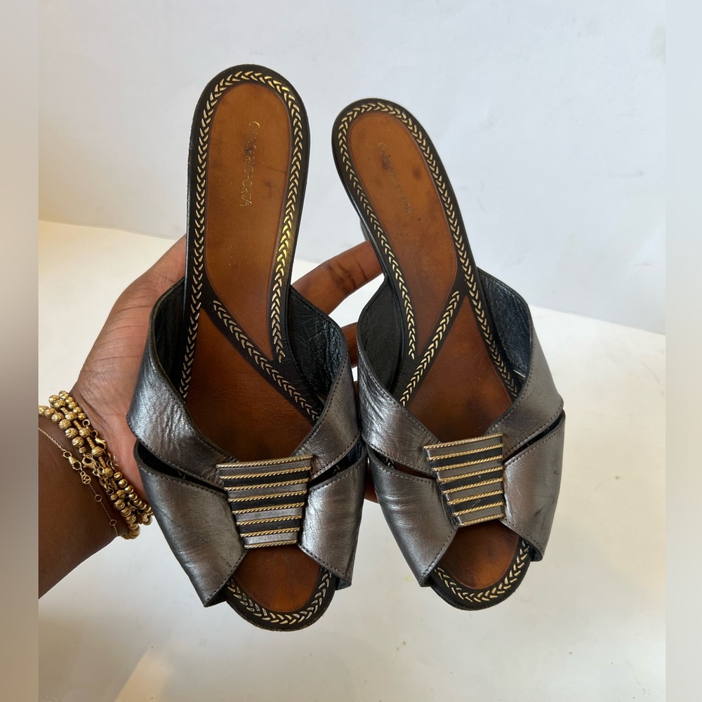 Giancarloporta size 7 made in Italy leather sliver slip on heel